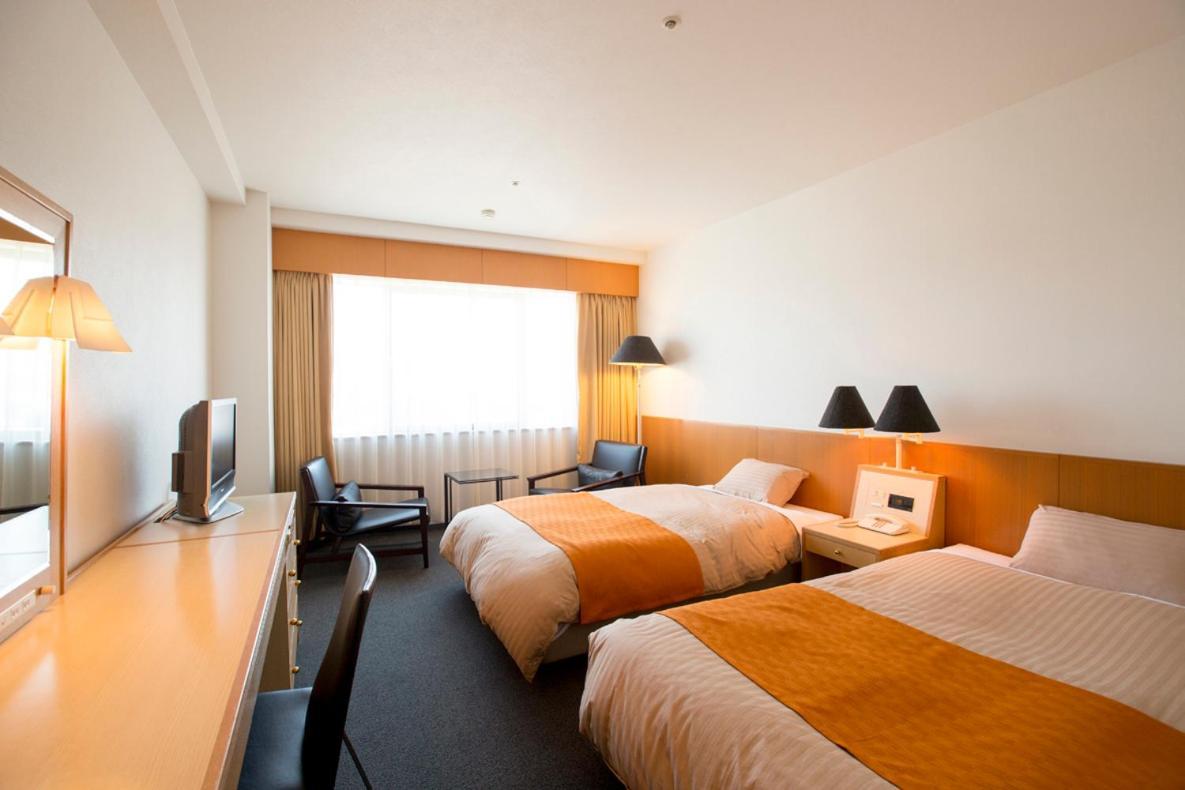 Hotel Granmirage Uozu Eksteriør billede