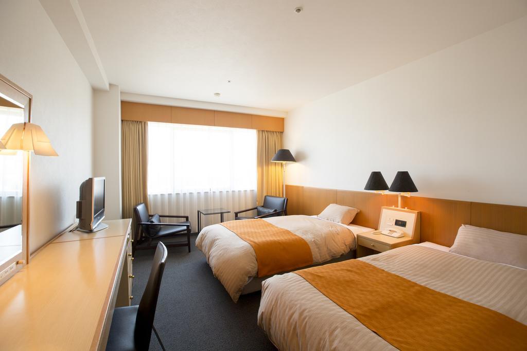 Hotel Granmirage Uozu Eksteriør billede