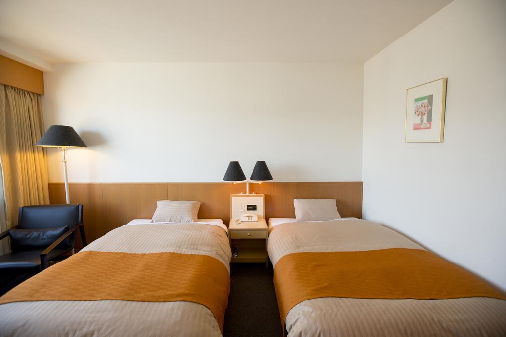 Hotel Granmirage Uozu Eksteriør billede