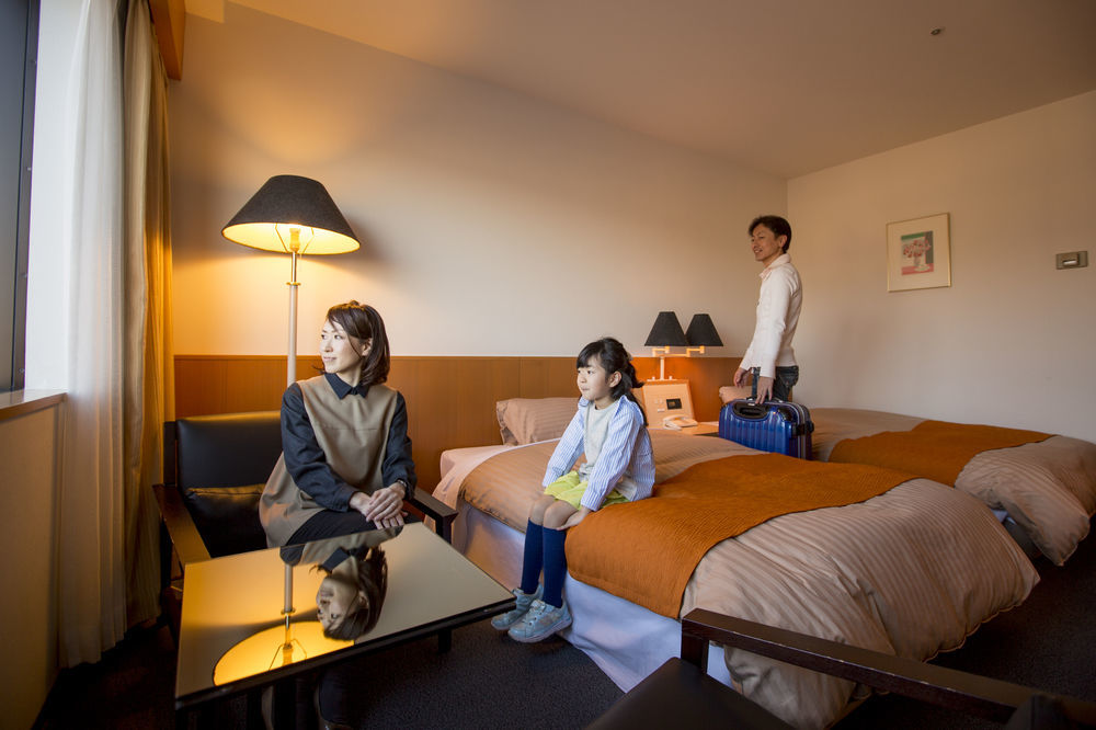 Hotel Granmirage Uozu Eksteriør billede